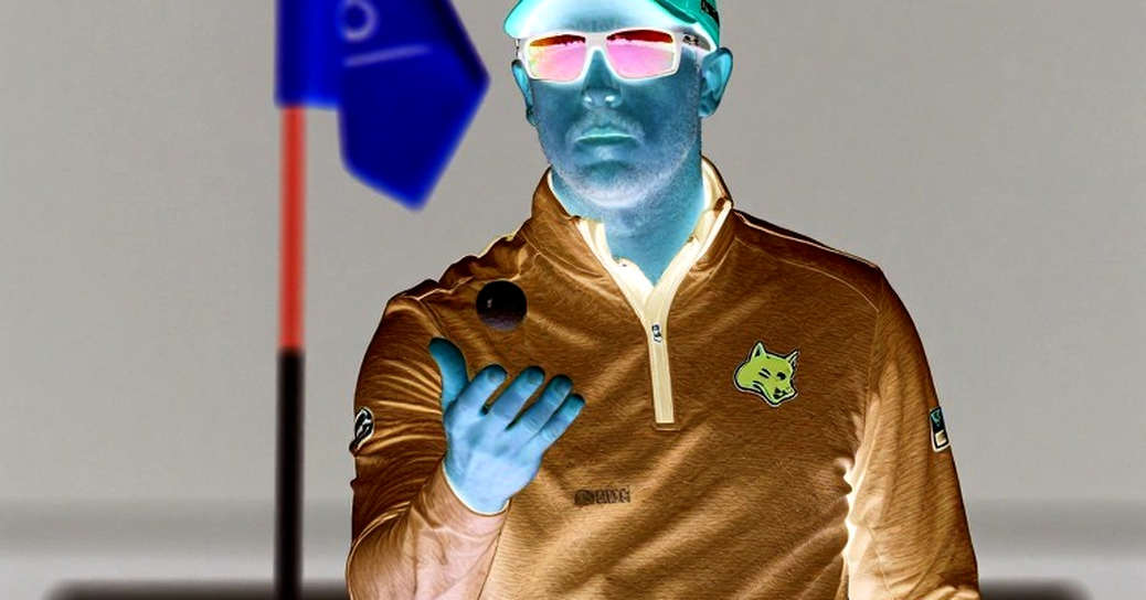 Tiger Woods và câu hỏi xe golf: Khi luật pháp bối rối trước huyền thoại