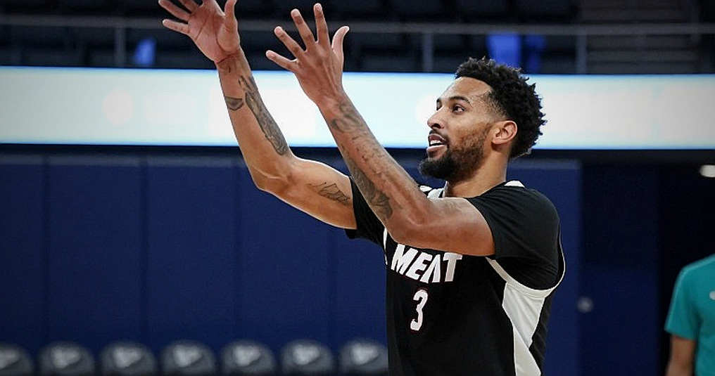 Quentin Peterson tỏa sáng, Pizza Bulls Bordo đánh bại Körfez Basket trong trận giao hữu tiền mùa giải