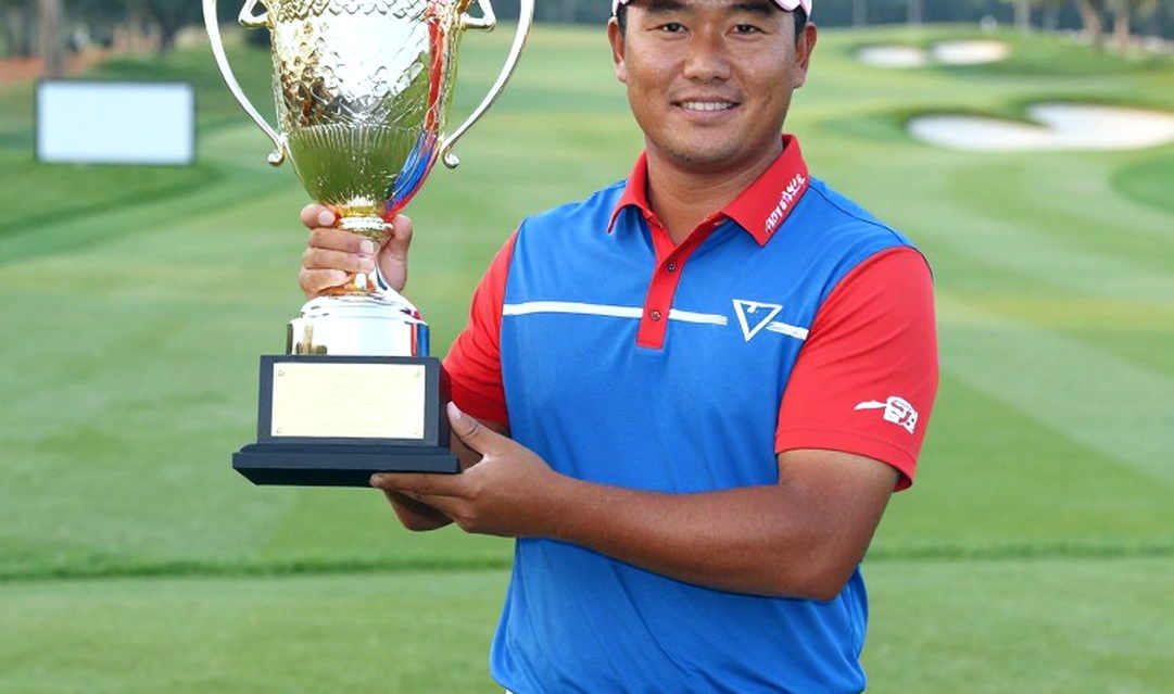 Cuộc đua cải tạo sân golf 20-30 triệu USD và cái giá mà sân công cộng phải trả
